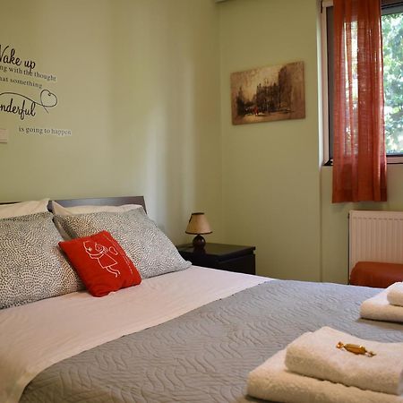 Zoe'S Apartment Bright&Cozy Athens Exterior photo